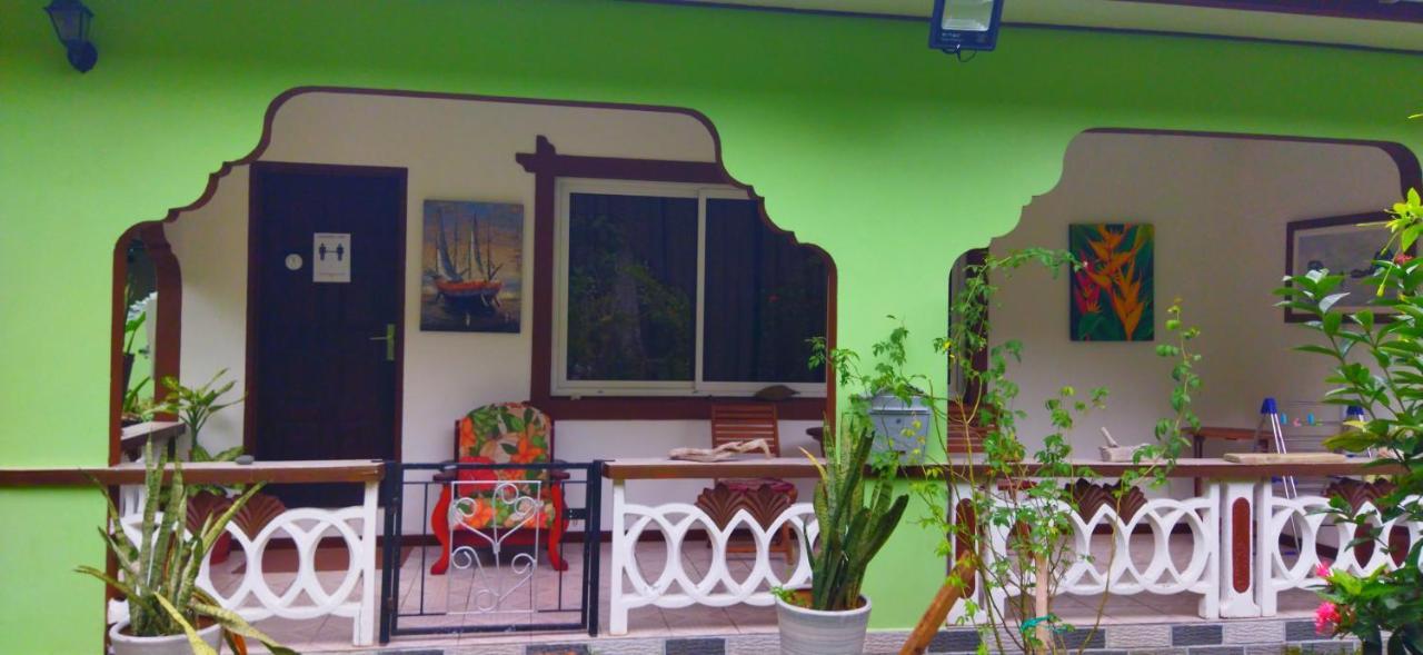 Dan Zoranz Self Catering Guest House 拉迪格岛 外观 照片