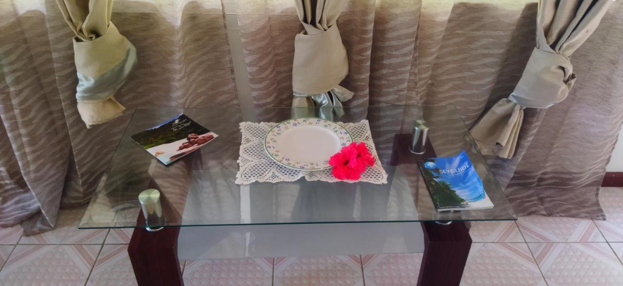 Dan Zoranz Self Catering Guest House 拉迪格岛 外观 照片