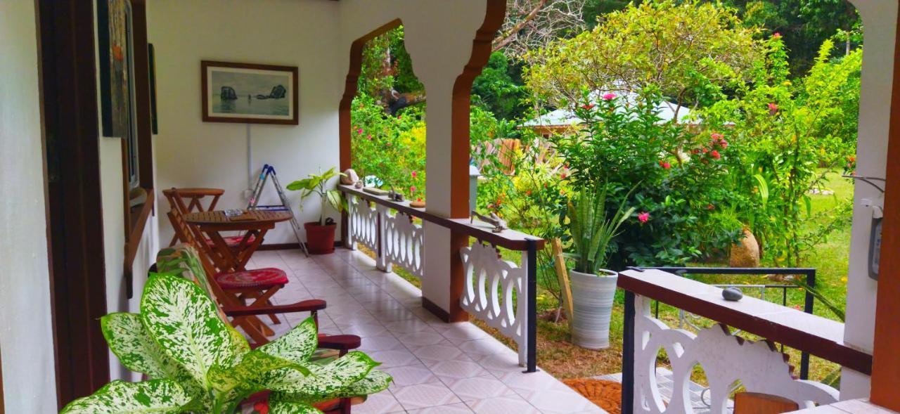 Dan Zoranz Self Catering Guest House 拉迪格岛 外观 照片