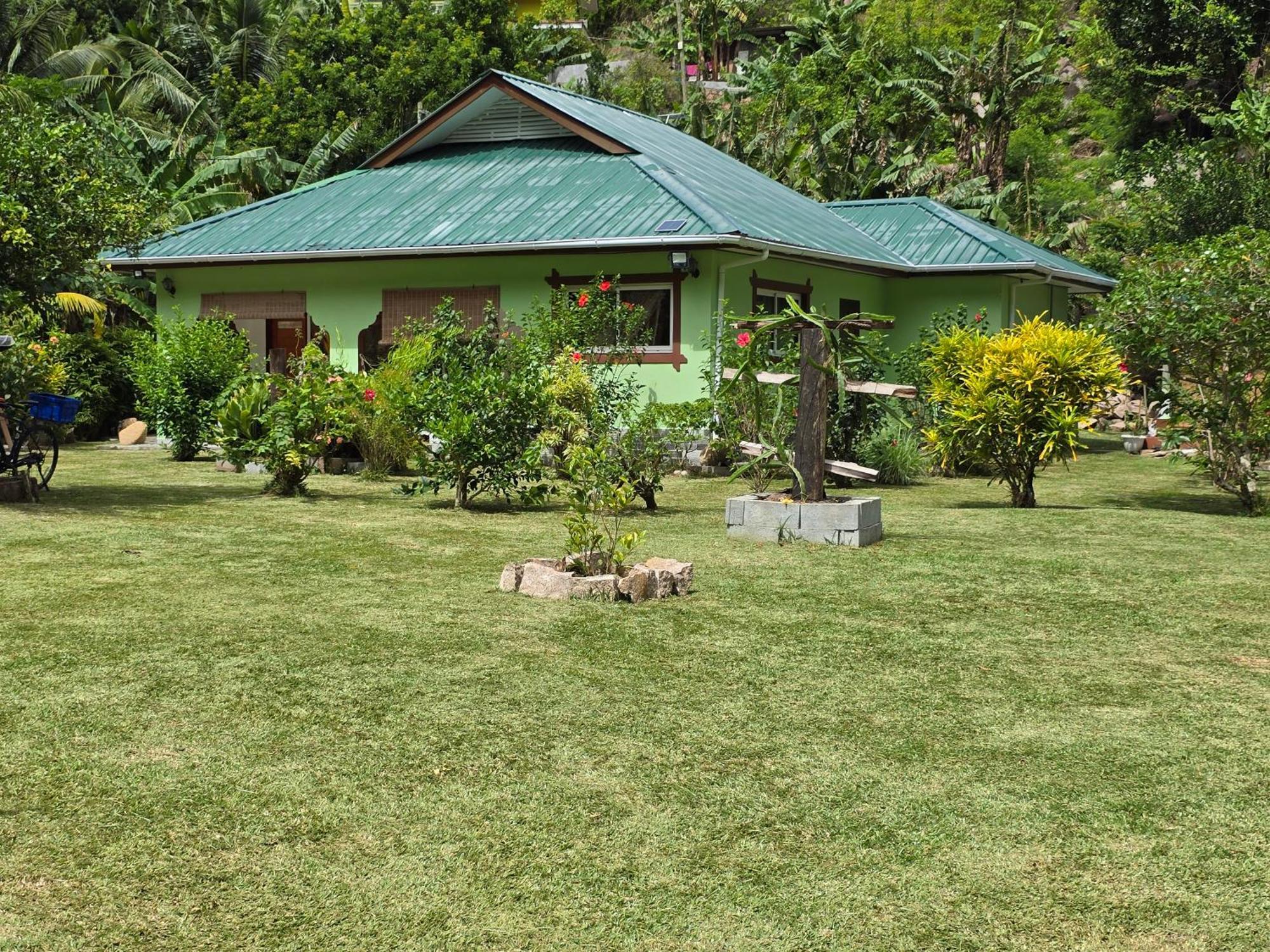 Dan Zoranz Self Catering Guest House 拉迪格岛 外观 照片